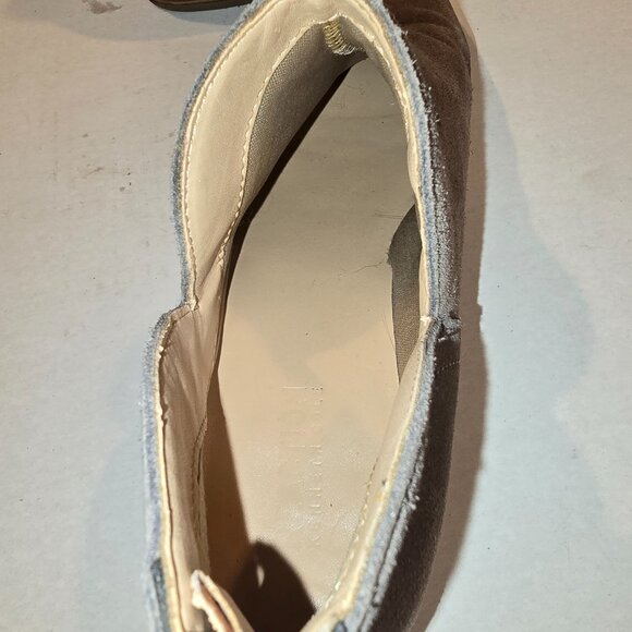 Women's Ankle Boot Suede Leather with Floral Reaction by Kenneth Cole Size 9 - Picture 8 of 9